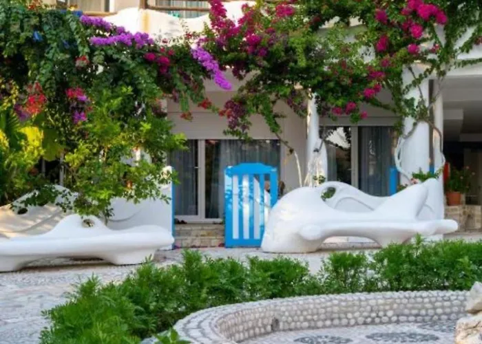 Valentino * Gjashtë