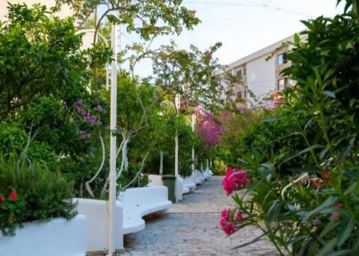 Valentino Lejlighed Gjashtë